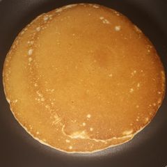 A picture of American pancakes.