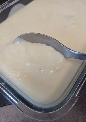 Une photo de Crème dessert au citron et miel