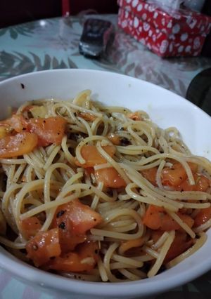 A picture of Tomato alio olio.
