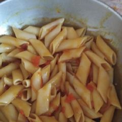 A picture of Mix Vegetable soup pasta.