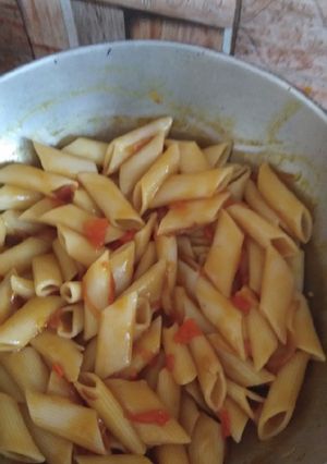 A picture of Mix Vegetable soup pasta.