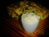 Dip de mayonesa, ajo y cebolla de verdeo