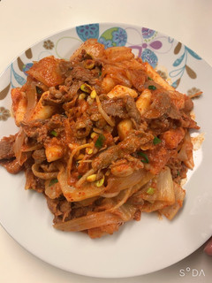 泡菜炒豬肉 的食譜成品照片