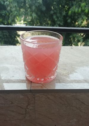 A picture of Watermelon juice.