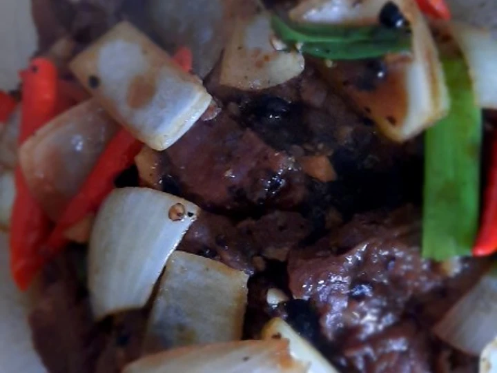 Langkah Gampang Membuat Resep Sapi lada hitam ekonomis Anti Ribet, Lezat