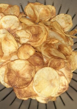 A picture of Potato chips.