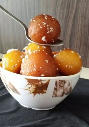 गुलाबजामुन रेसिपी (Gulabjamun recipe in Hindi) रेसिपी मुख्य फोटो