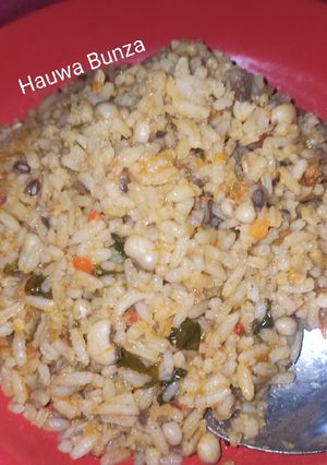 Local rice and beans moringa jollof ainihin hoton girkin