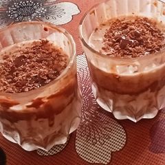 A picture of Chocolate Banana Shake.