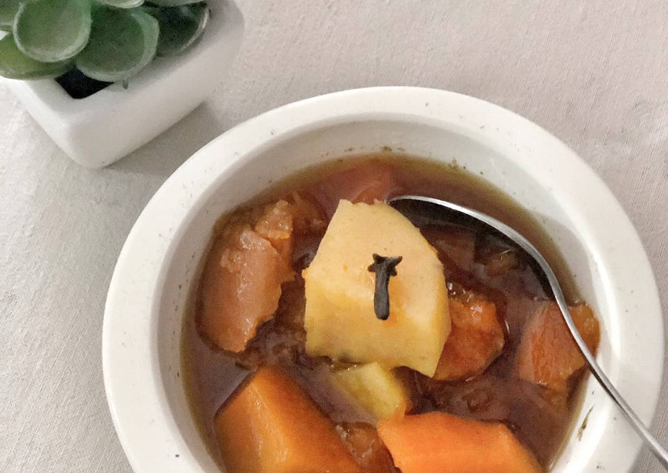 Kolak ubi parang dan sweet potato (ubi manis)