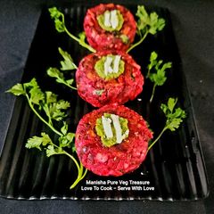 A picture of Beetroot Paneer Potato Patties.