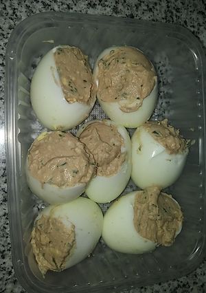 Una foto de Huevos rellenos