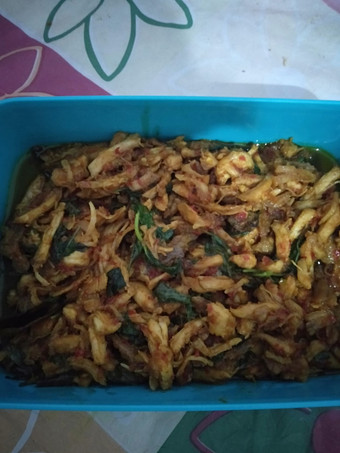 Cara Gampang Membuat Ayam suwir kemangi pedas manis, Enak