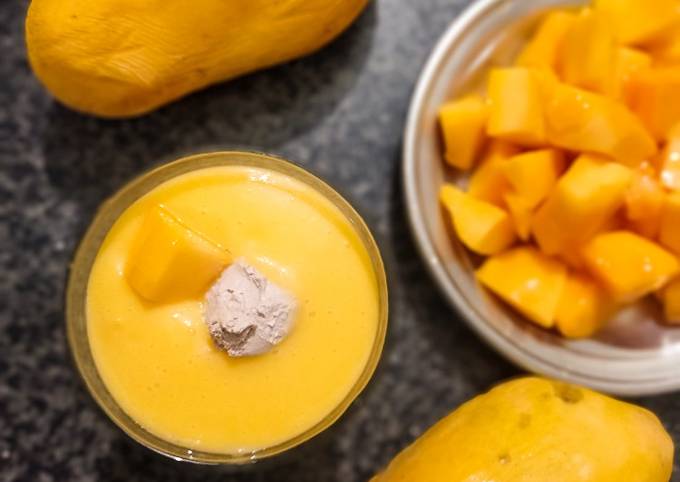 Recipe of Mario Batali Creamy Mango Shake