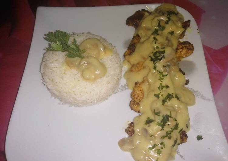 فيليه الدجاج مع صوص المشروم (الفطر) والرز الابيض سهل ولذييييذ 🍄🍚🍛