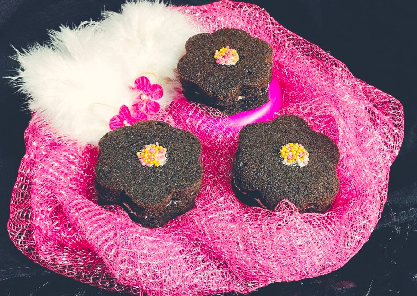 Oreo Floral mini sandwich cake