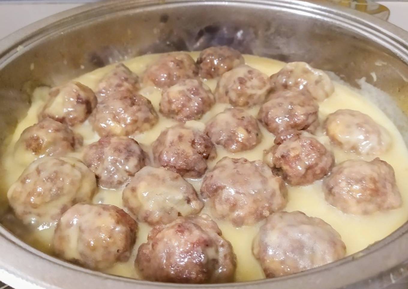 Albóndigas en salsa