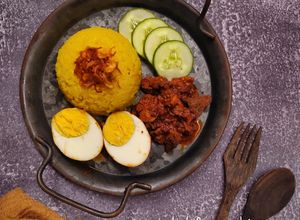 Foto resep 589. Nasi Kuning Kukus Simple