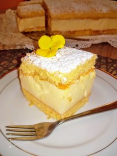 Házi krémes piskótából recept fotója