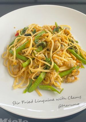 A picture of Stir Fried Linguine with Clams.