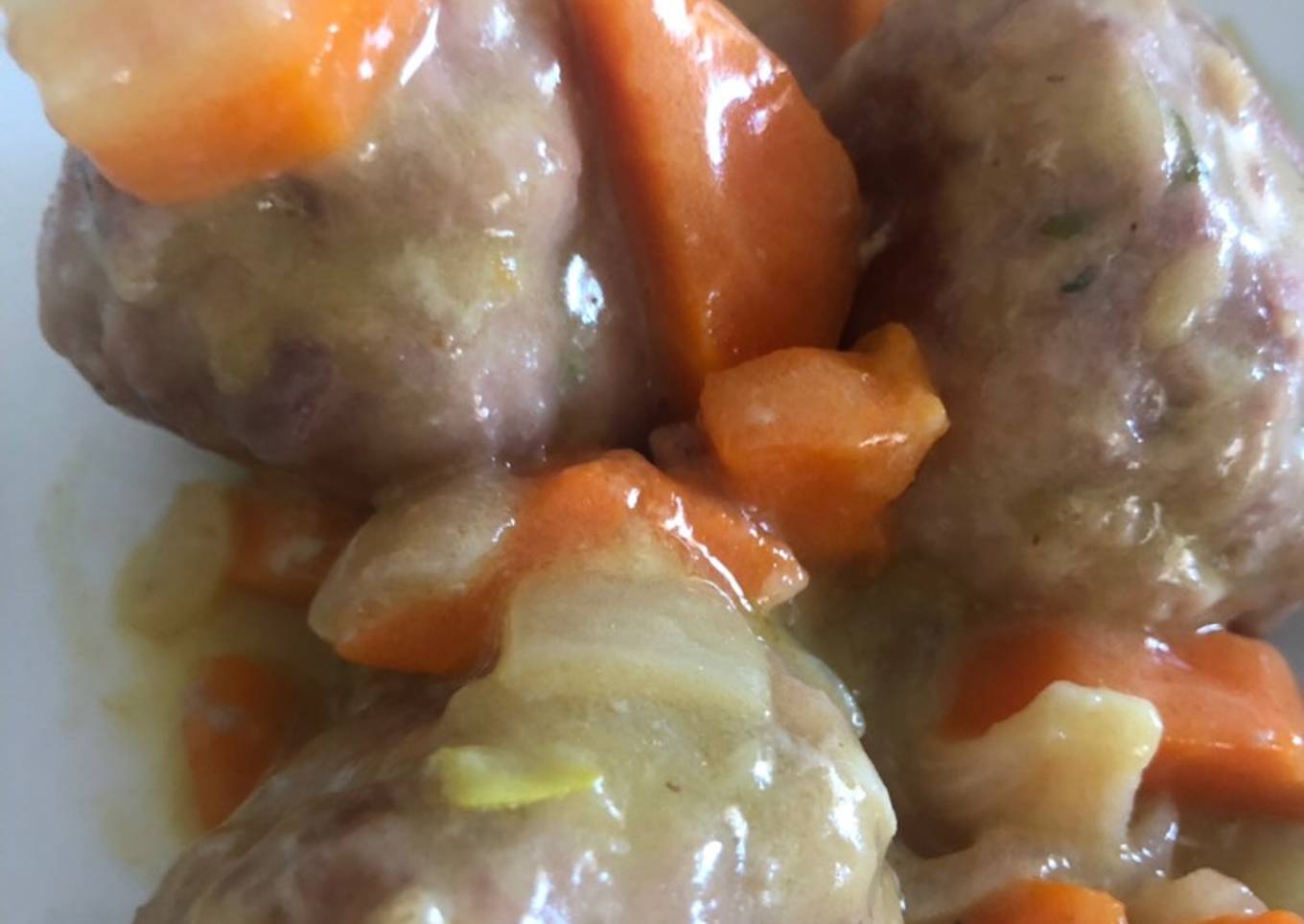 Albóndigas en salsa