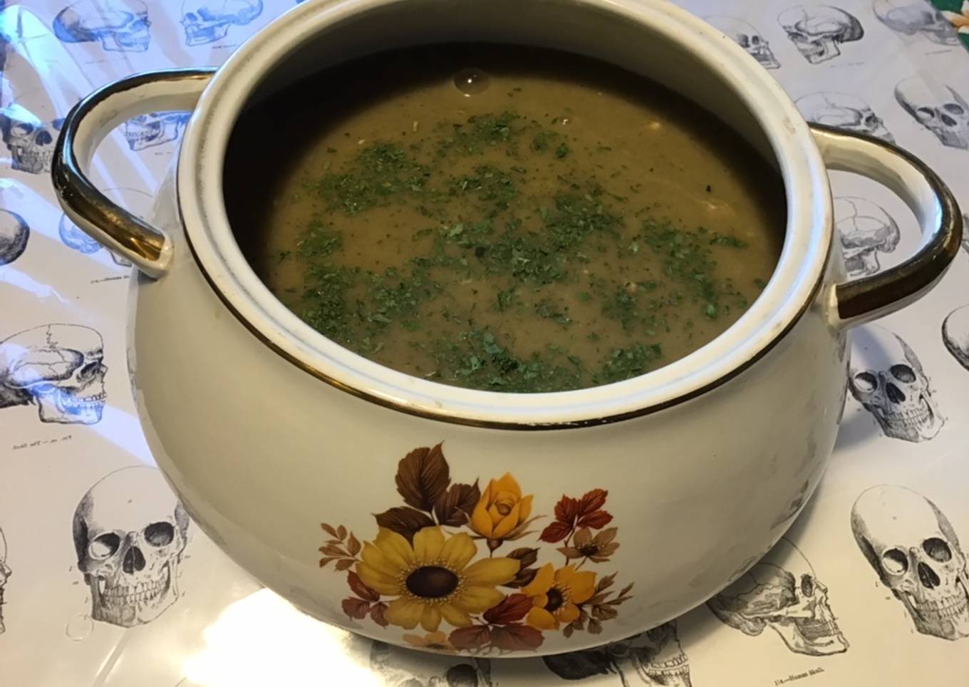 Soupe au chou, pommes de terre et champignons (anti gaspi)