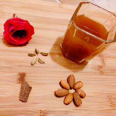 A picture of Kashmiri kahwa Tea.