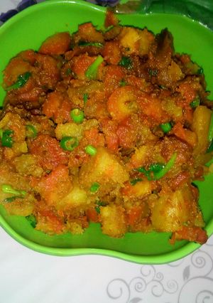 A picture of Aloo gajer veg.