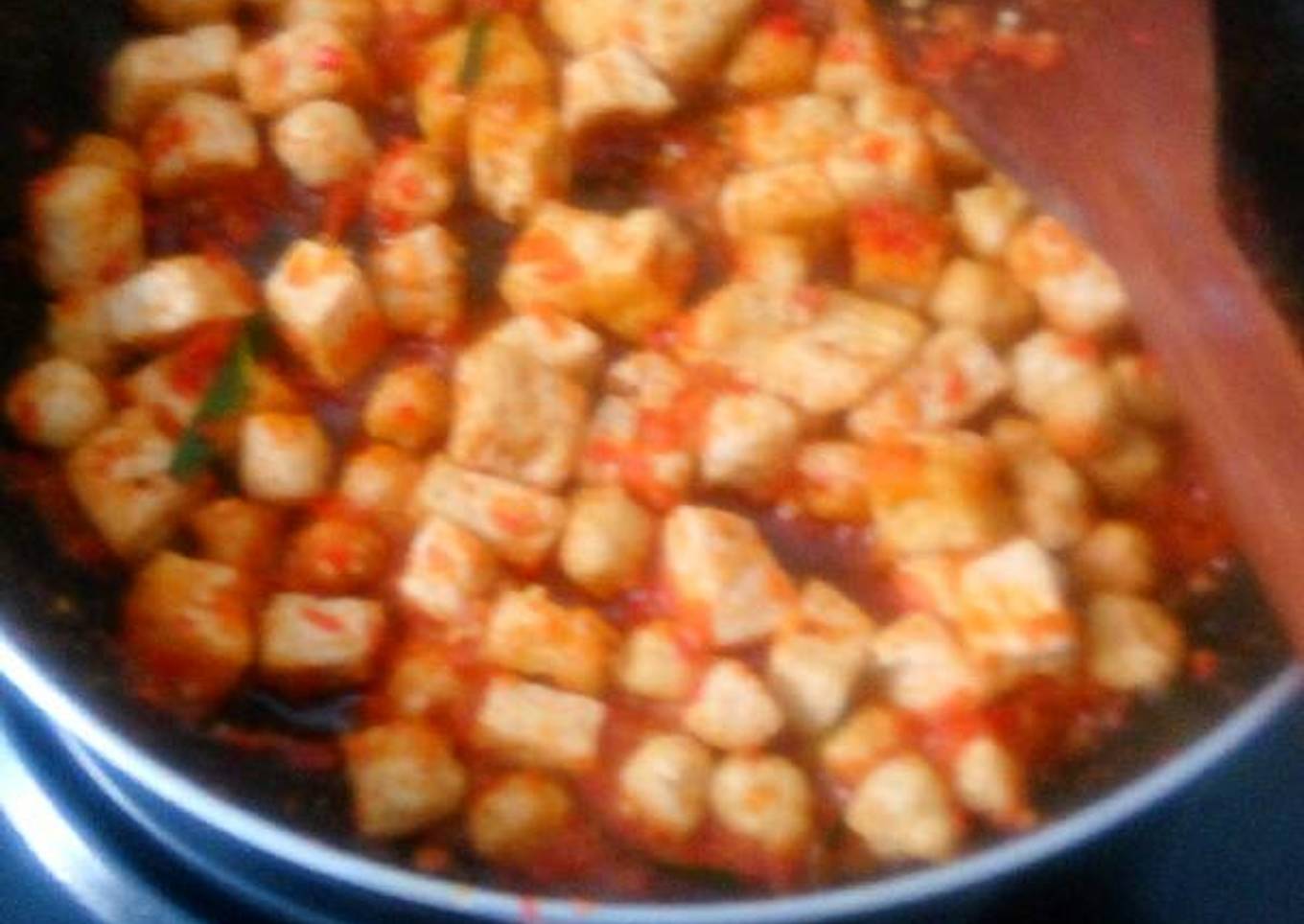 Buyalinghu Balado (Butiran Ayam Giling Tahu)