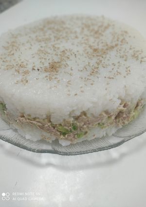 Una foto de Sushi cake