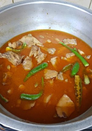 A picture of Chicken ka salan.