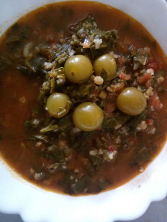 عکسی از دستور آش ترش گوجه سبز