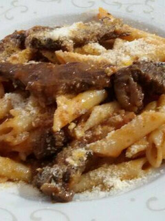 Una foto de Galtas de ternera con pasta