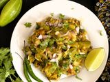 Bhaja Potoler Bhorta (Mashed Fried Pointed Gourd - Bong Style)