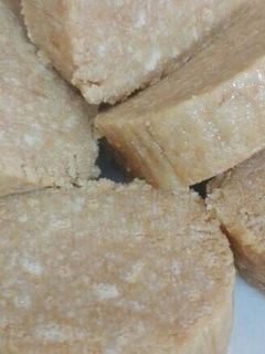 صورة لوصفة حلى سهل بالفول السوداني🍪