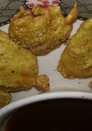 A picture of Potato slices.