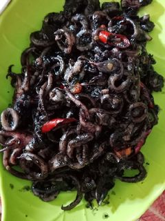 Foto resep Cumi Item Praktis