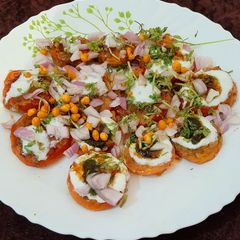 A picture of Tomato Chaat.