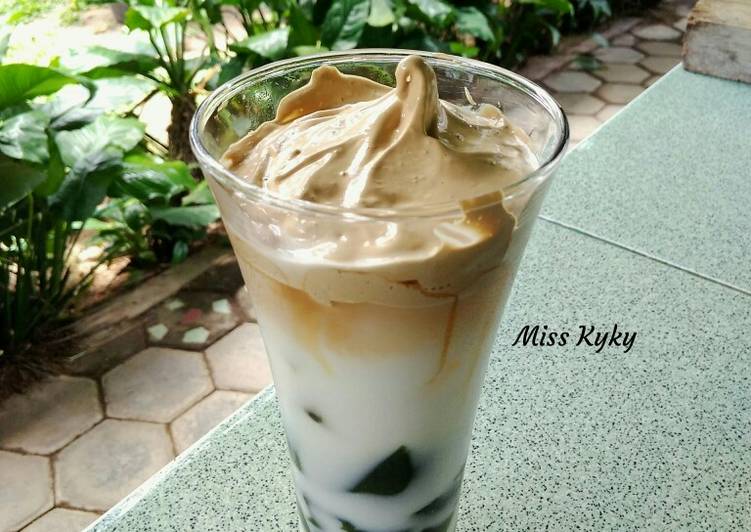 Resep Dalgona Coffee Cincau, Lezat