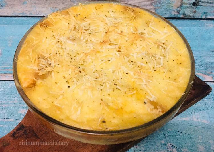 Cara Musim Gugur Appetizing“Lasagna” macaroni with bechamel sauce