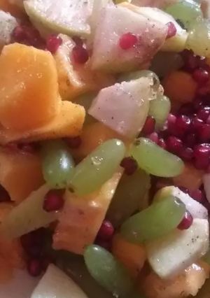 A picture of Mixed fruit chat.