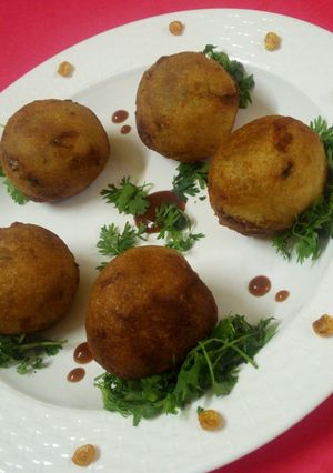 भुजिया ब्रैड रोल (Bhujiya bread roll recipe in hindi) रेसिपी मुख्य फोटो