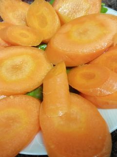 صورة لوصفة مخلل الجزر 🥕 لمحبيه الموالح 💙