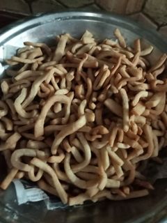 मैदा मठरी (maida mathri recipe in Hindi) रेसिपी मुख्य फोटो