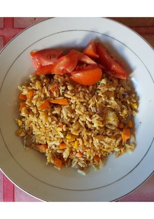 Foto resep Nasi goreng simple 🍚🥚🌶🥕
