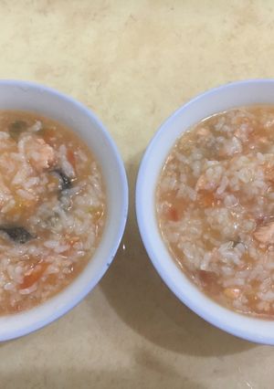 番茄🍅鮭魚🐟粥 的食譜成品照片