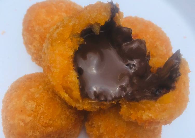 Ubi isi coklat lumer