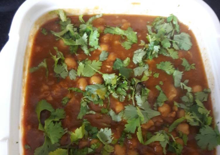 Easiest Way to Make Favorite Chana Gravy