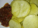 Plain yam with peppered sauce