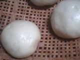 Bakpao isi kacang tanah